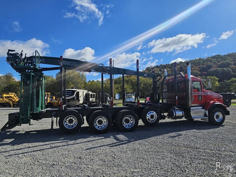 2016 Kenworth T800 – 13114